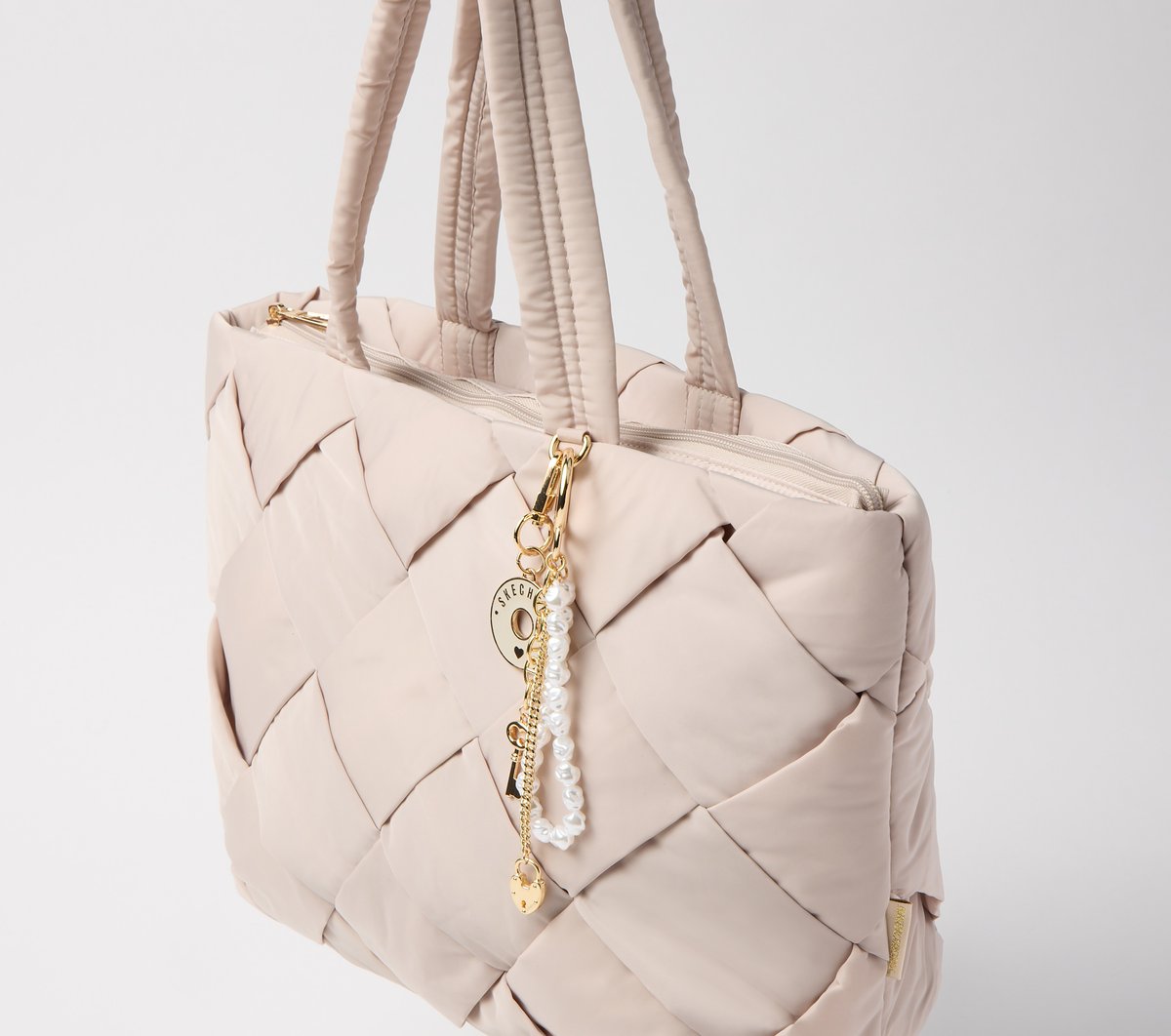 Bag Charm - Pearl Lock And Key - Image 3