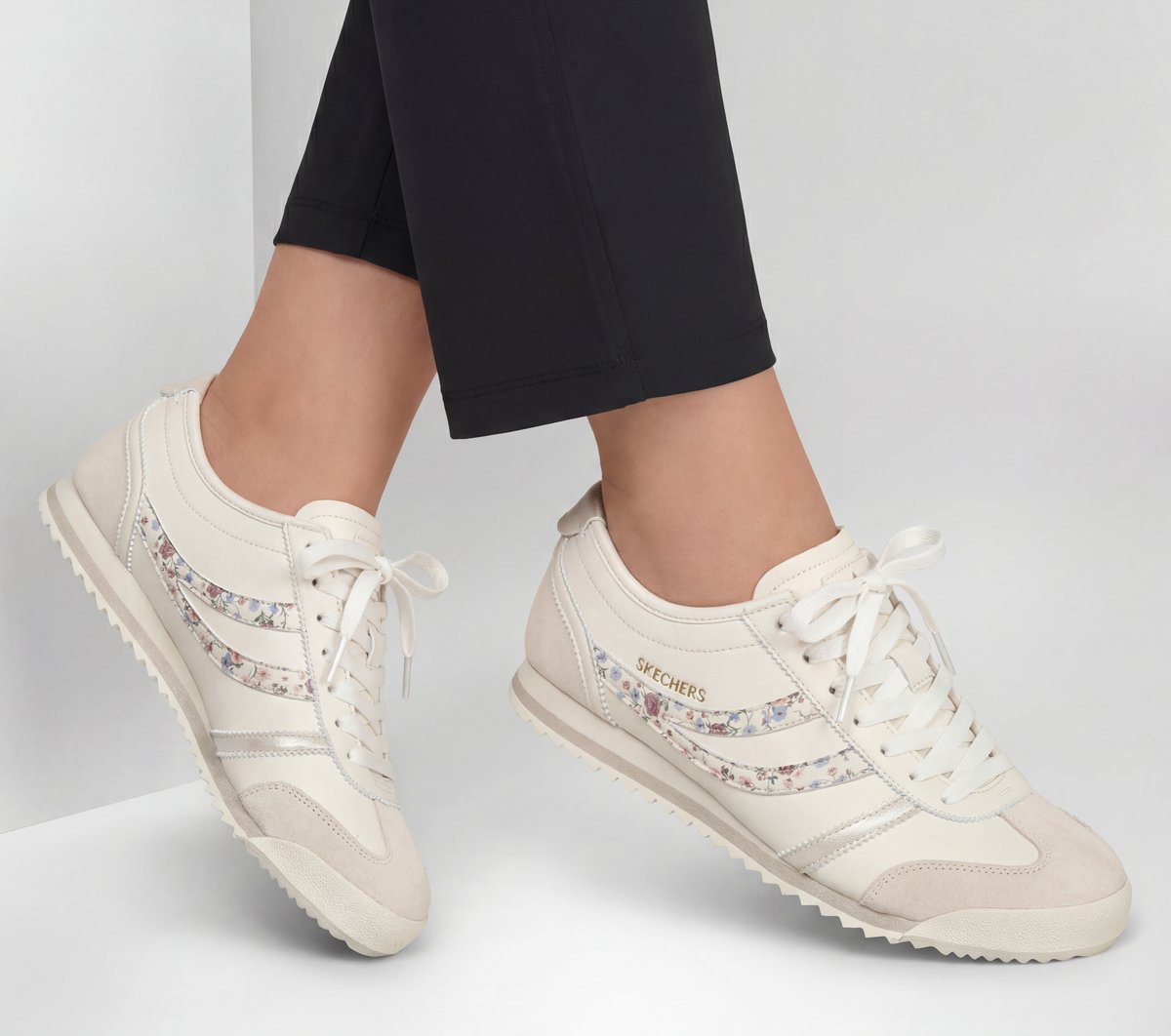 Topnotch - Hint of Floral - Image 2